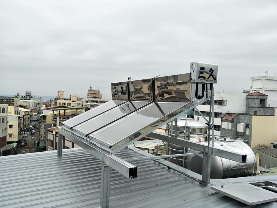 三久太陽能各式屋頂均可安裝_浪板屋頂_鐵架增高